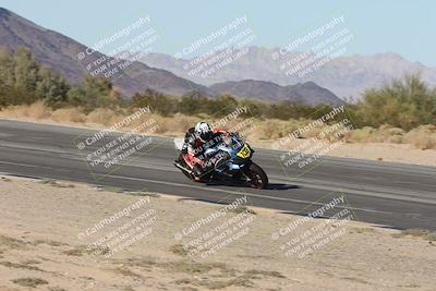 media/Oct-04-2025-CVMA (Sat) [[408bcdd6e4]]/Race 15-Femmewalla-Femmewalla UL/